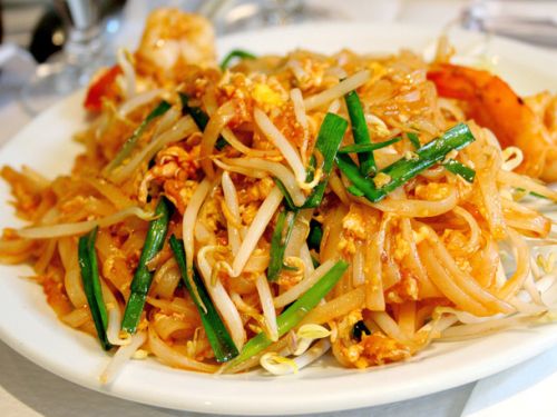 Golden Pad Thai shrimp