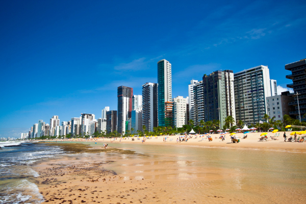 recife spiaggia palazzi