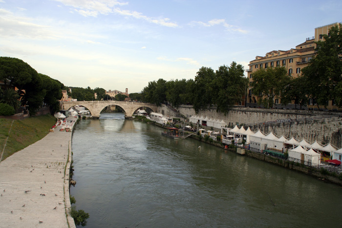 tour roma river tracks