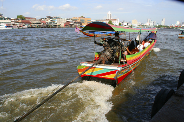 giro in battello bangkok